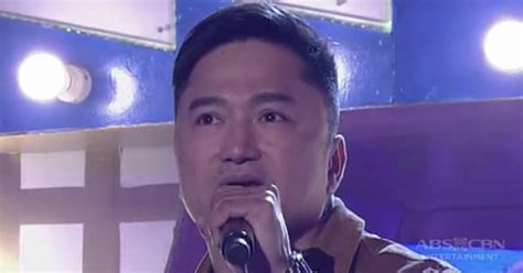TNT Celebrity Champions: DJ Durano sings Forever In My Heart.